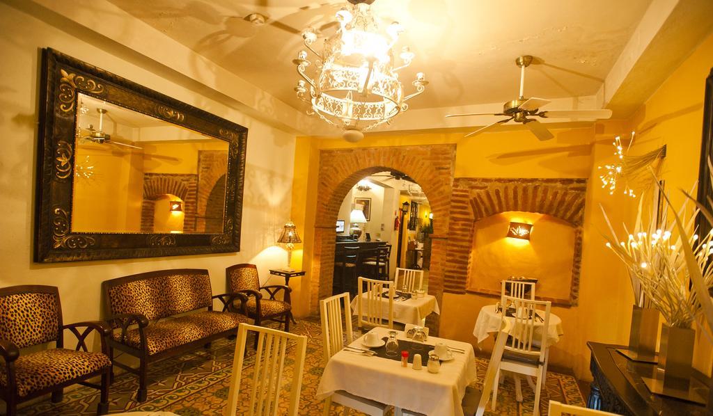 Casa Naemie Hotell Santo Domingo Exteriör bild