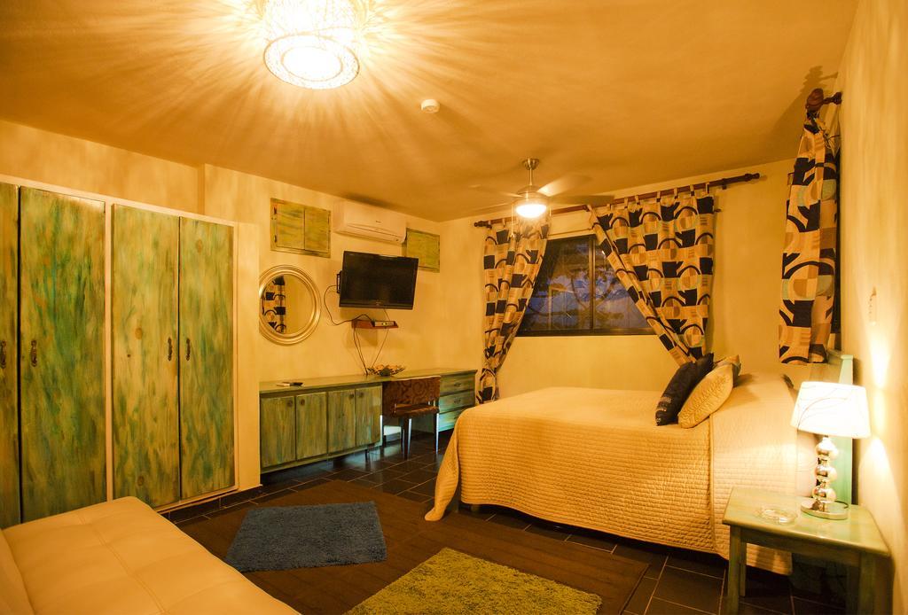 Casa Naemie Hotell Santo Domingo Exteriör bild